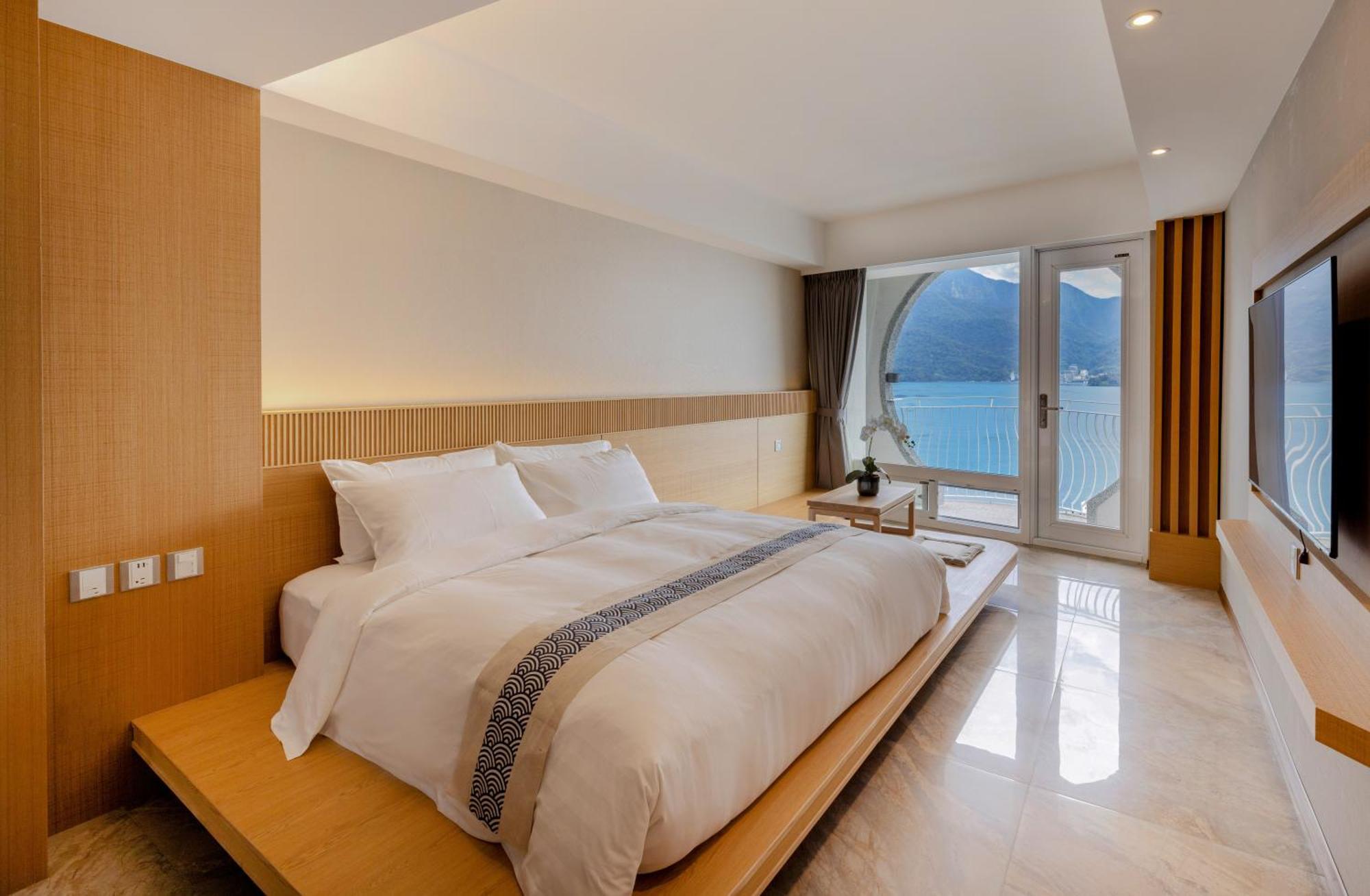 Sun Moon Lake Apollo Resort Hotel 유치 외부 사진